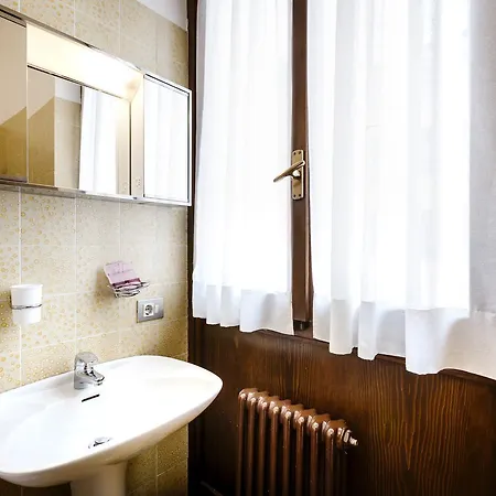 Meuble Moderno 3* Laveno-Mombello