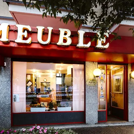Meuble Moderno 3* Laveno-Mombello