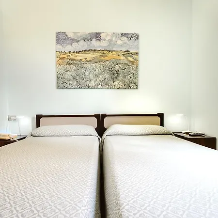 Otel Meuble Moderno 3*