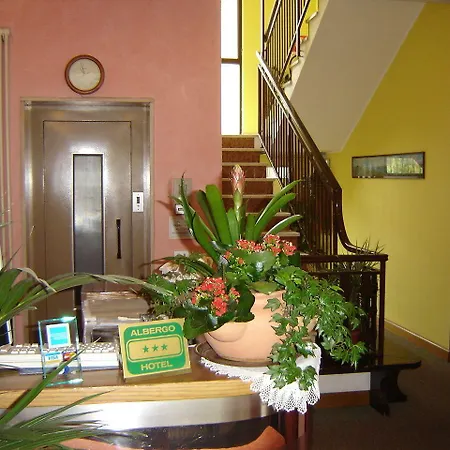 Meuble Moderno Hotel