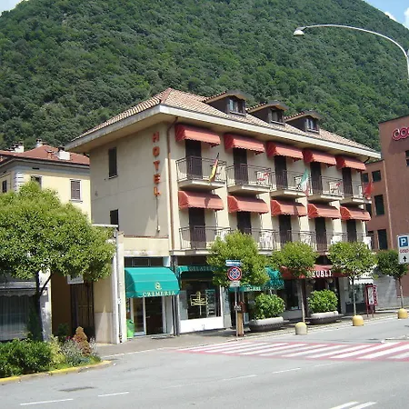 Meuble Moderno Hotel 3*